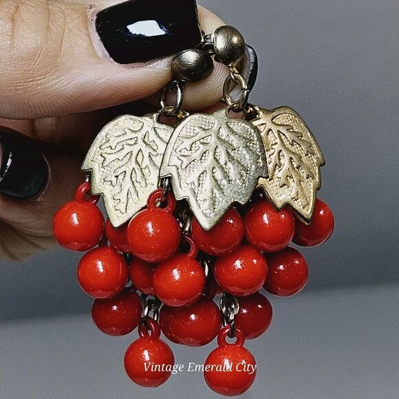 Antique Coral Bunch Grapevine Earrings Golden Leafs Victorian Clusters Dangle - Picture 11 of 12